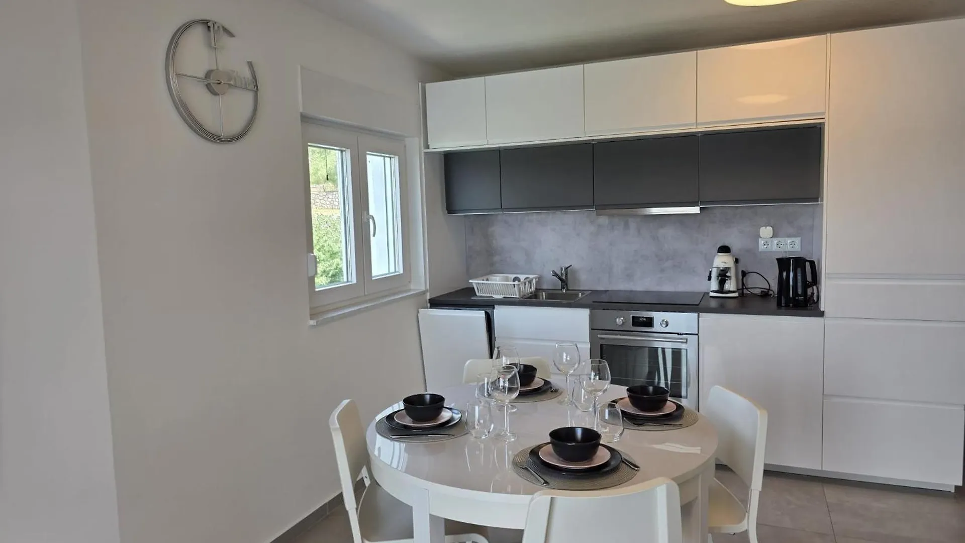 Apartment Monika Maslenica